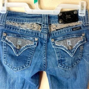 Miss me 27 medium wash boot cut jeans embellished rhinestones JPSOTOBTE